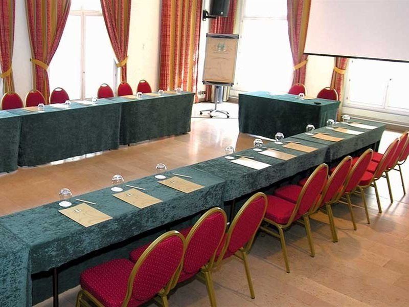 Mercure Centre Vieux Hotel